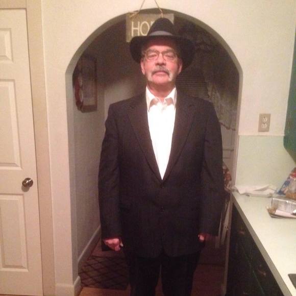 Meet your Posher, David - Picture 1 of 1